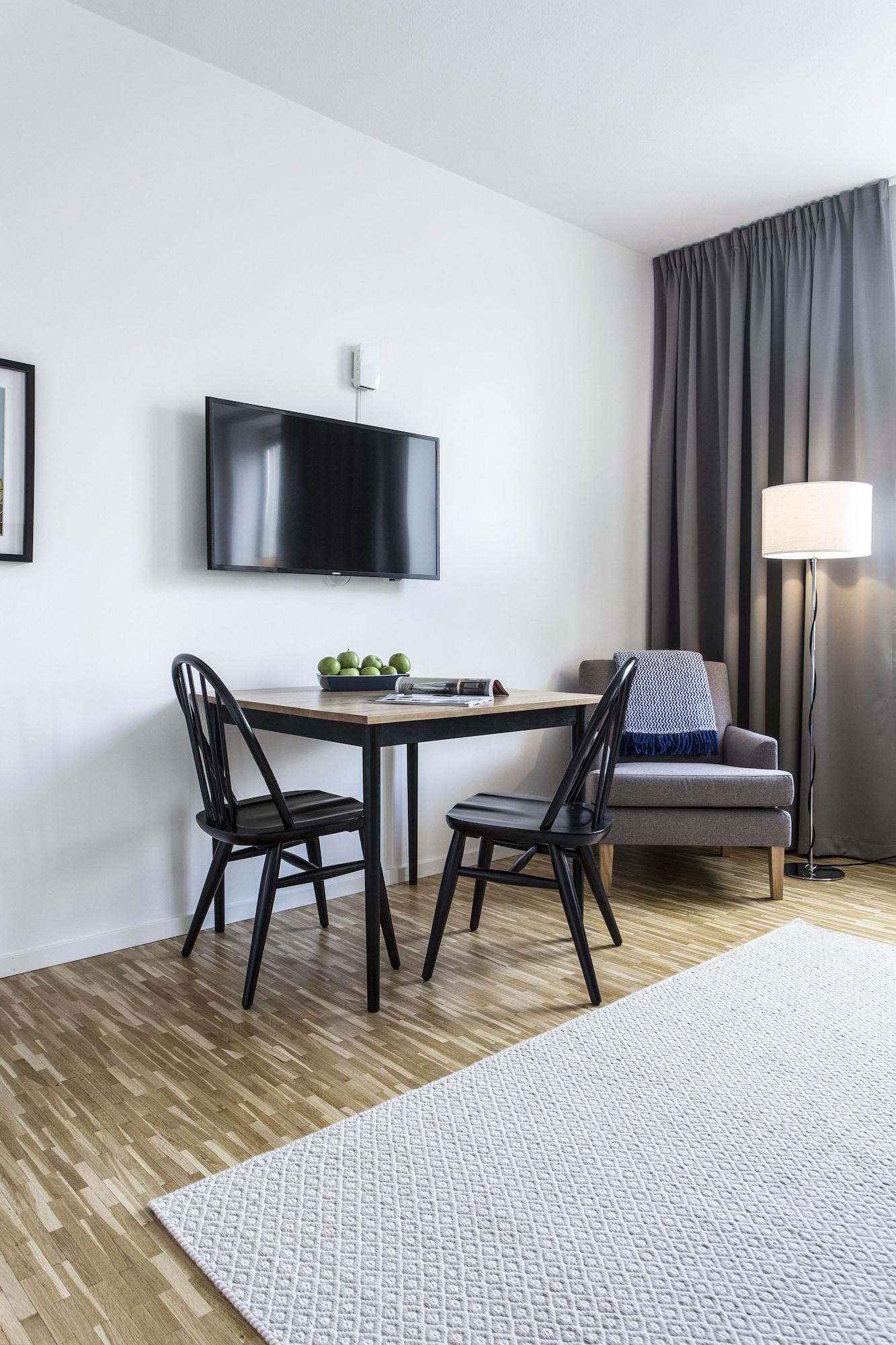 Biz Aparthotel Solna